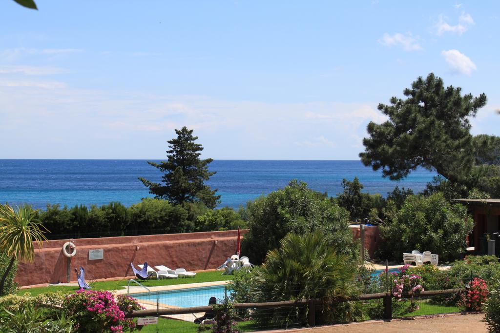 Les Bungalows De Figha Tarcu Bagian luar foto